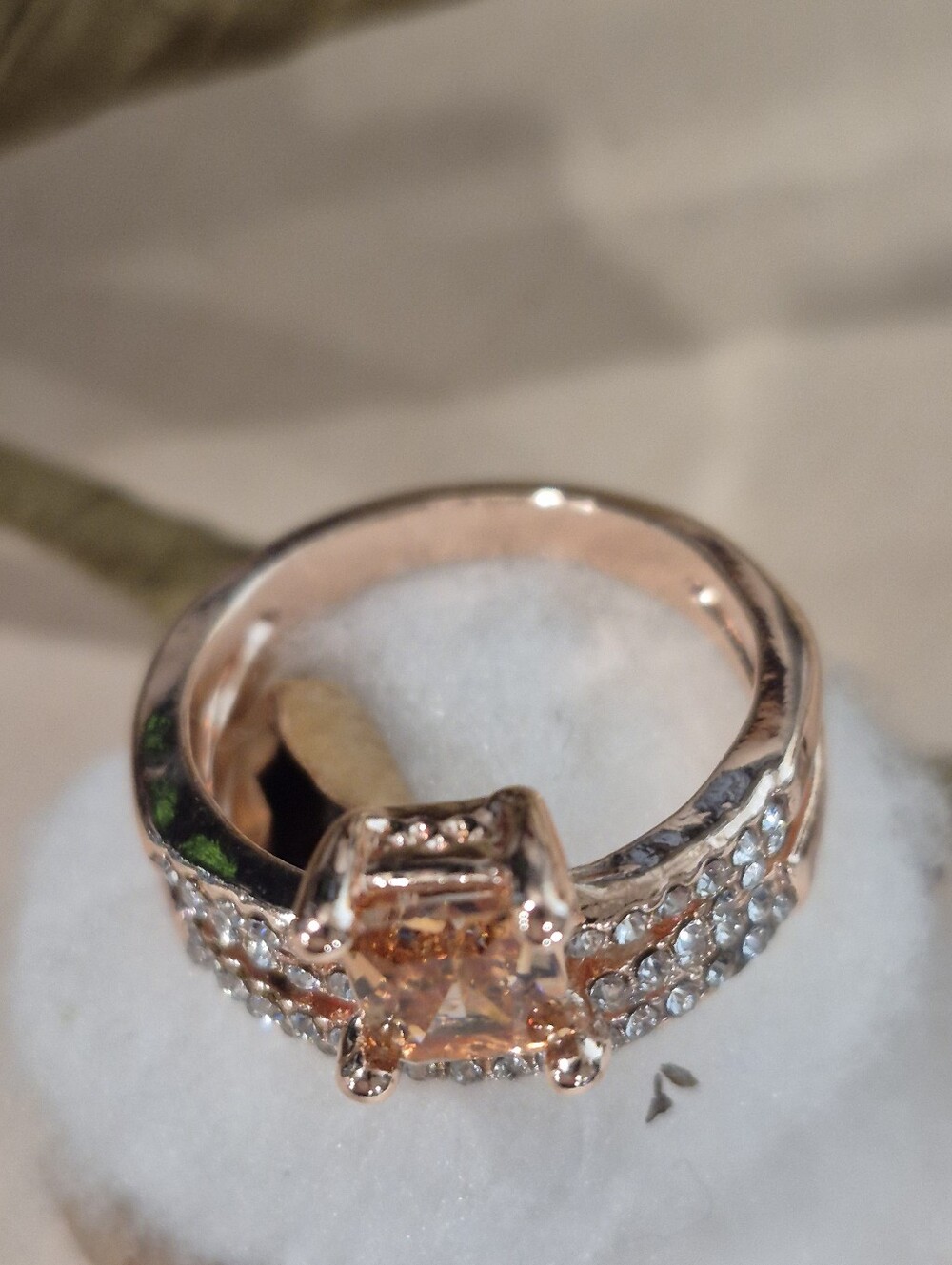 🔥🔥BACK IN STOCK🔥🔥Sparkling Morganite Women's Rose Gold Plated Winding Ring - Picture 16 of 16